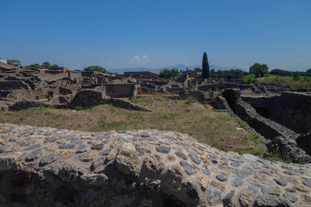 Mount Vesuvius and Pompeii&nbsp;Tour